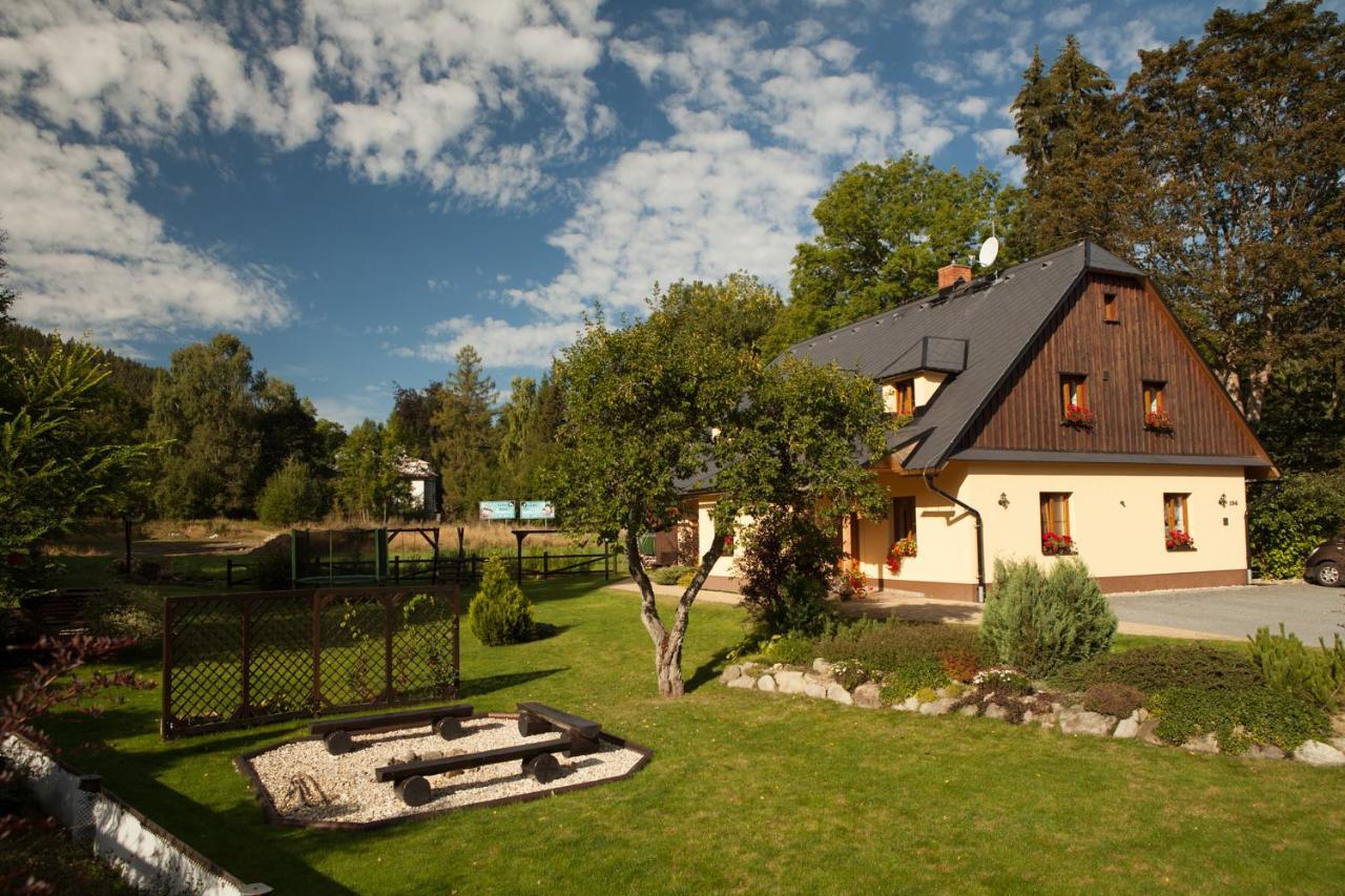 Penzion Pod Strani Malá Morávka Bagian luar foto