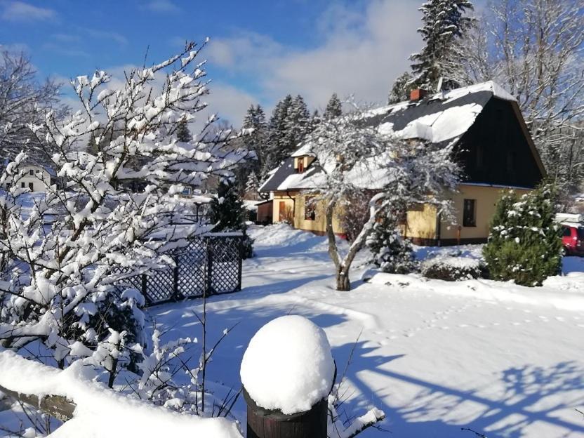 Penzion Pod Strani Malá Morávka Bagian luar foto